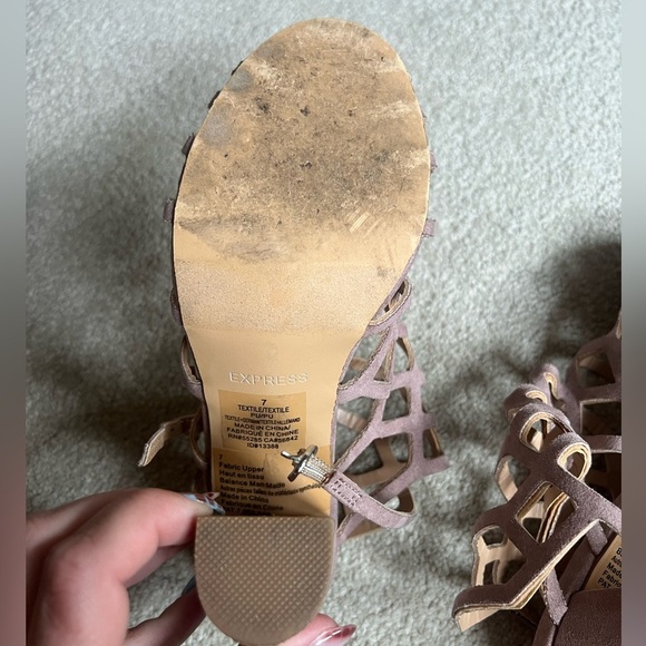 Express Mauve Pink Suede Strappy High Heels - Picture 15 of 15